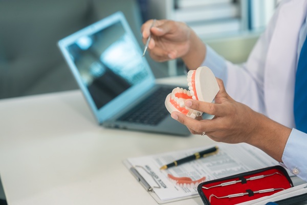 Treat Cavities With Composite Fillings